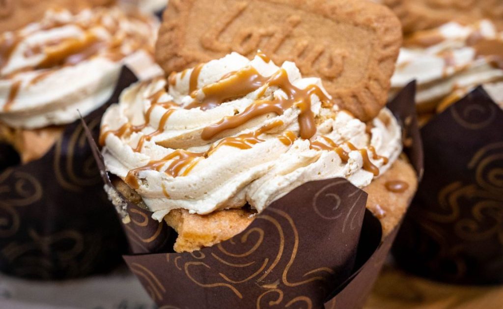Cake thumb 1024x800 1920x1180